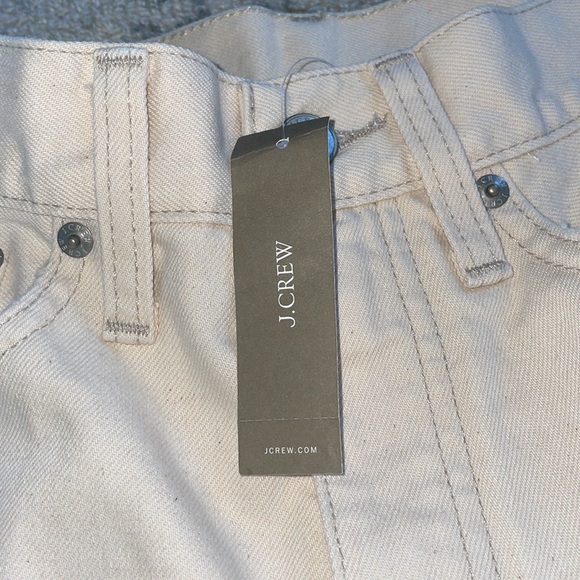 Off-White Mid-Rise Classic Straight Leg Jeans - Picture 6 of 6